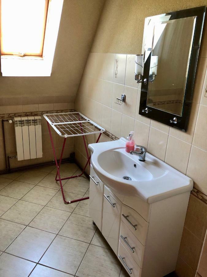 Apartamenty U Krysi Witow  Exterior photo